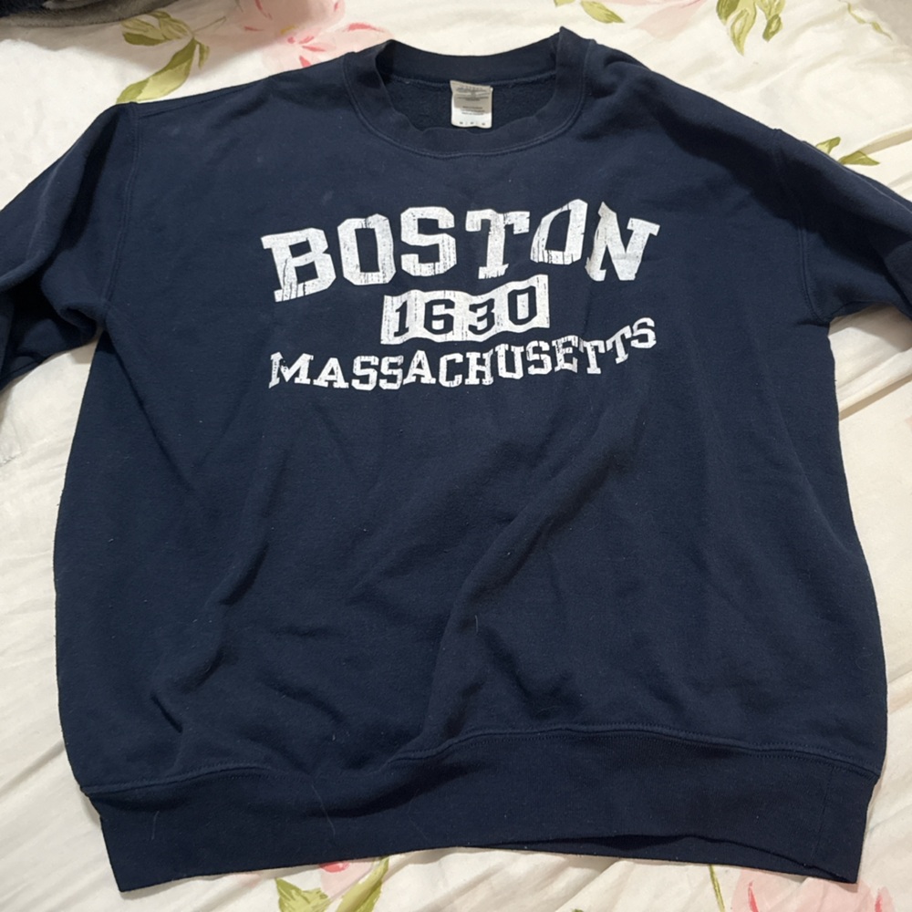Gildan Heavy Blend Navy Sweatshirt